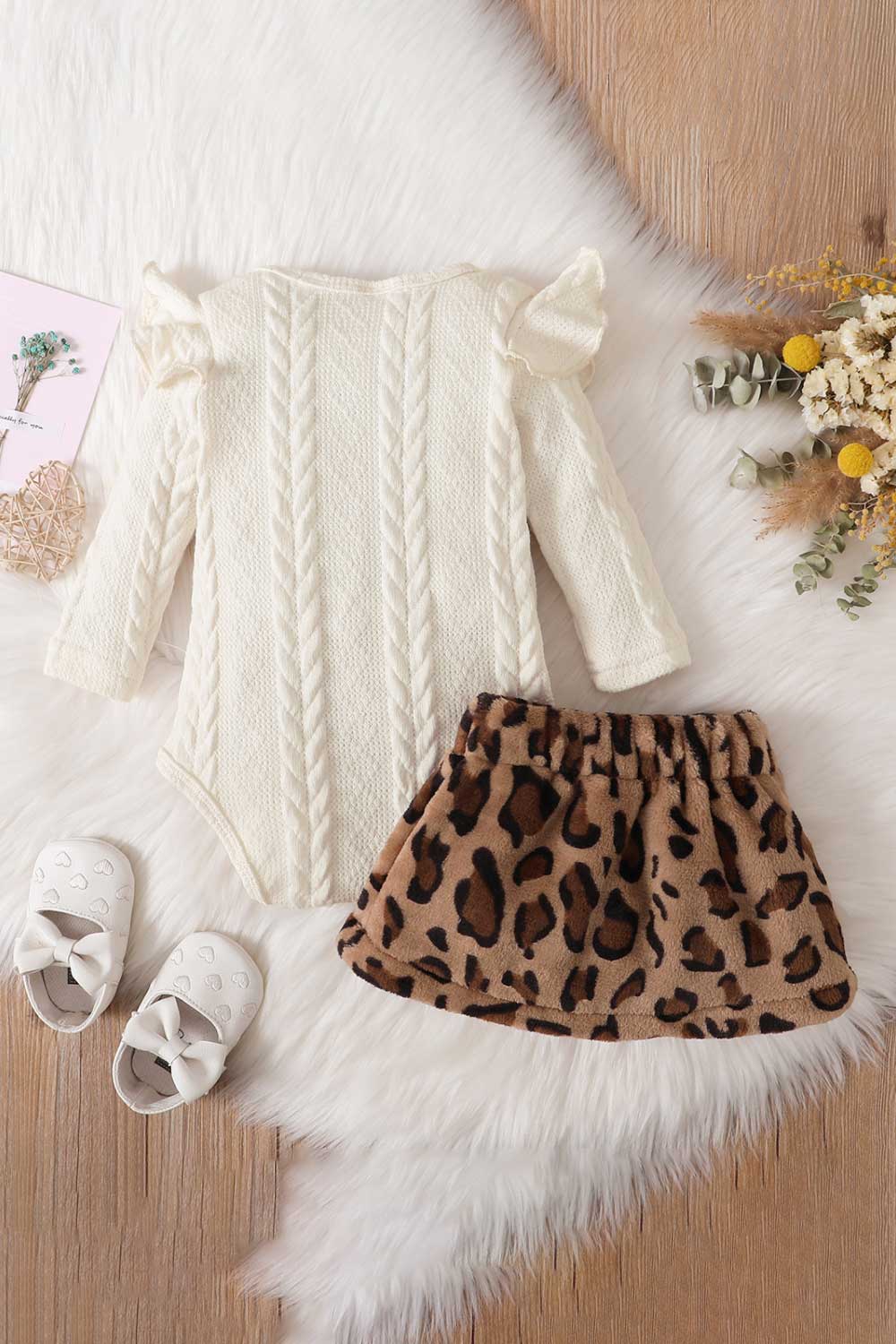 Baby Girl Letter Graphic Sweater and Leopard Skirt Set_1