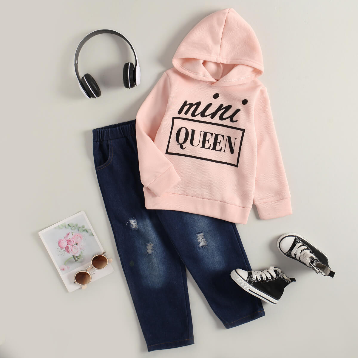 Girls Letter Graphic Hoodie and Jeans Set_2