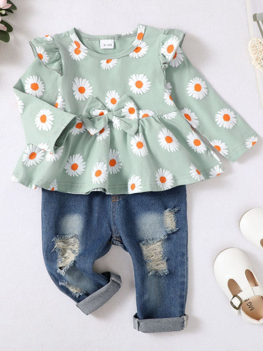 Baby Girl Daisy Print Peplum Top and Distressed Jeans Set_0