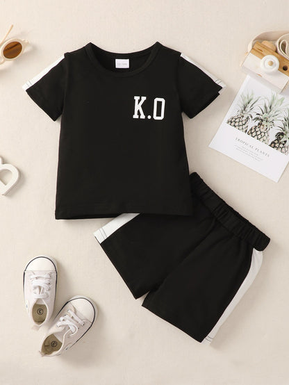 Boys Letter Graphic T-Shirt and Shorts Set_0